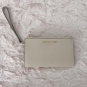 Michael Kors Wristlet